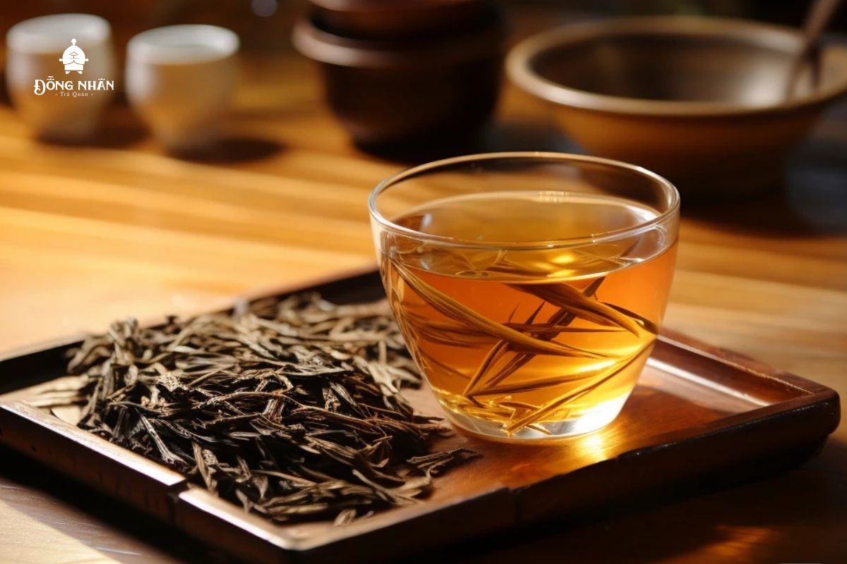 HỒNG TRÀ PHỔ BIẾN NHƯNG BẠN ĐÃ BIẾT LỊCH SỬ HỒNG TRÀ CHƯA?